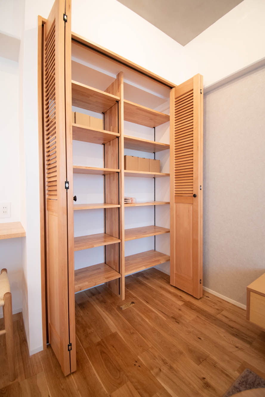 ライオンズマンション南市川｜木と木と木で。